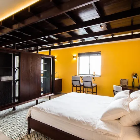 Circadian Tropical Studios In Central Saigon
